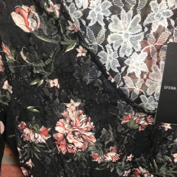 SFERA Spain NEW Lace Floral Sheer Boho Flare Bell Sleeve Peplum Stretch Top Rose - Picture 5 of 15